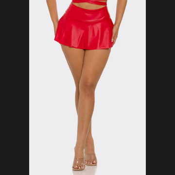 Sneak Peek Skirt w/h Shorts